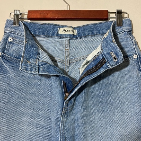 Madewell The Momjean in Gilford Wash - Ripped Edition Sz 26 Petite - Picture 9 of 12